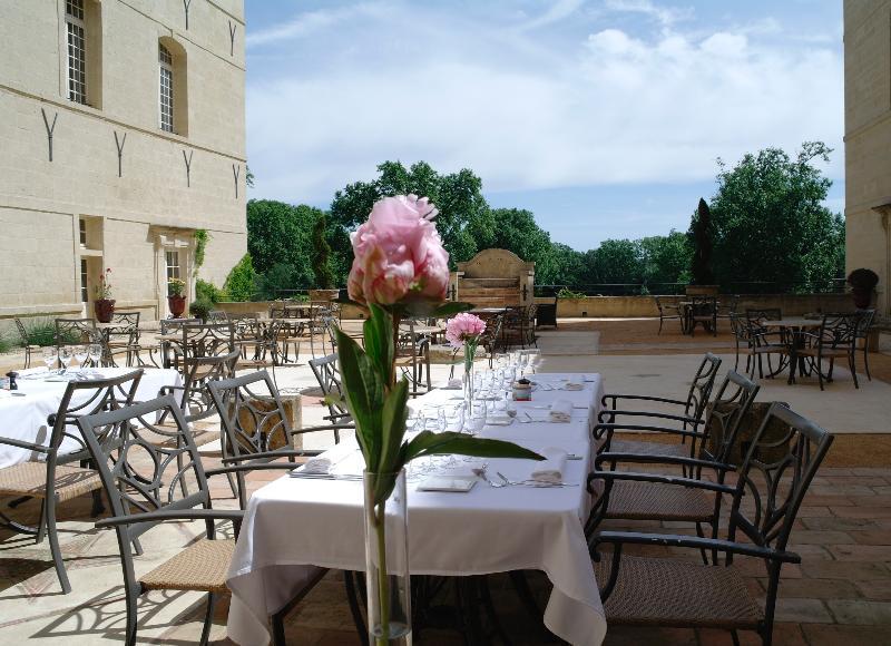 Chateau De Pondres Villevieille Exterior foto